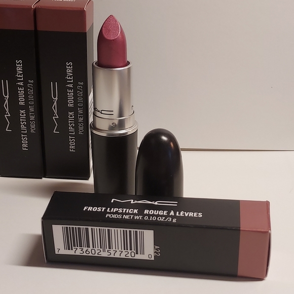MAC Frost Lipstick *PLUM DANDY* - Picture 5 of 5